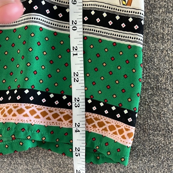 ⭐️Cynthia Rowley,Sophisticated  Blouse,BUTTON-DOWN BACK,Gorgeous, Size S - Picture 12 of 12